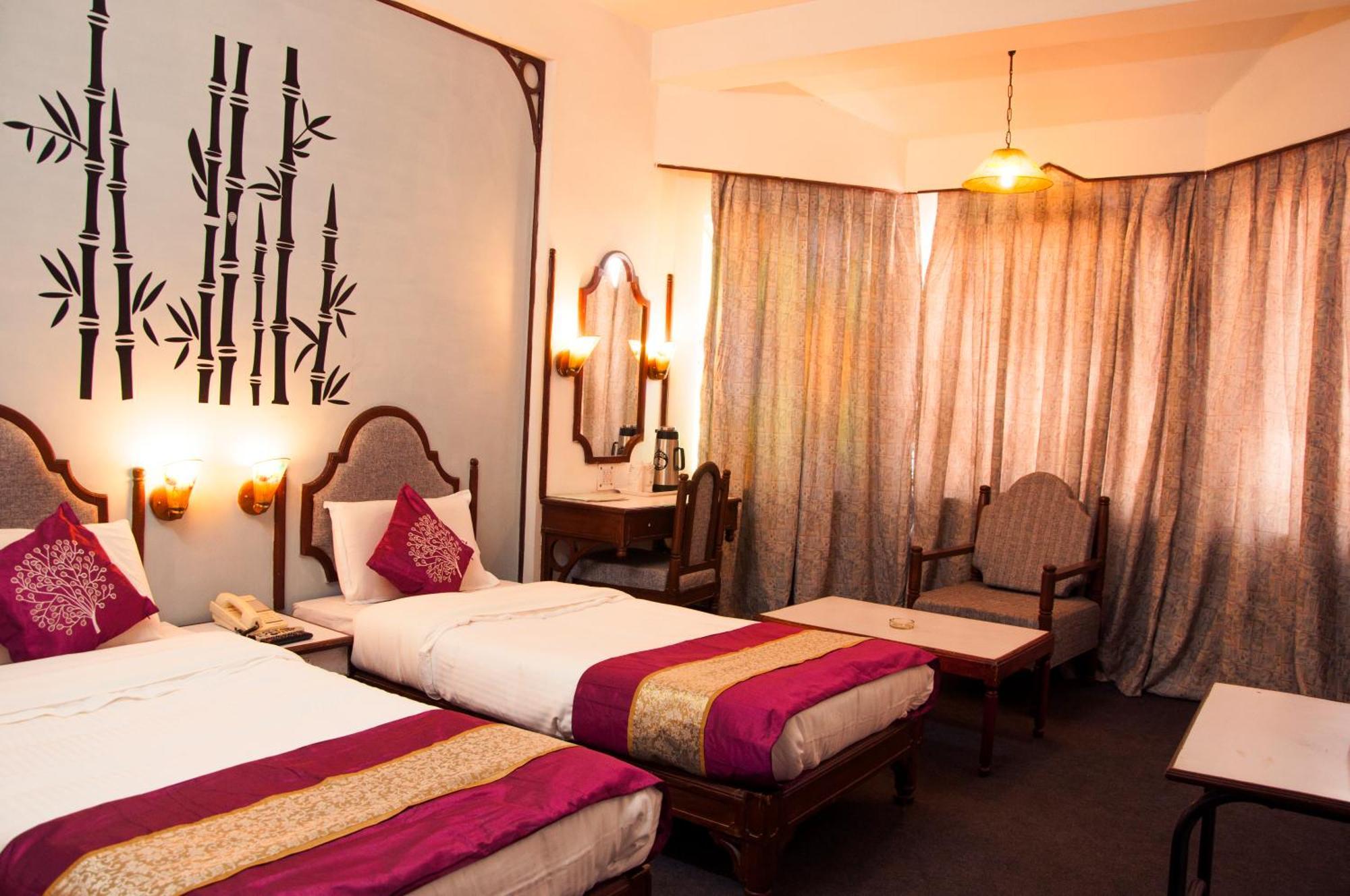 Hotel Gwalior Regency Esterno foto