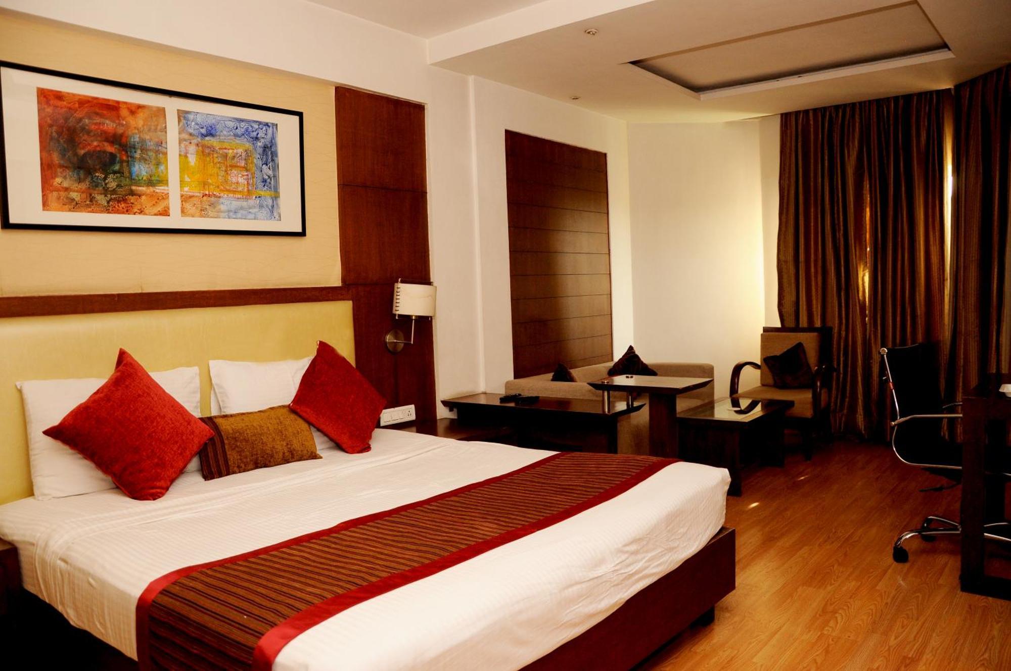 Hotel Gwalior Regency Esterno foto