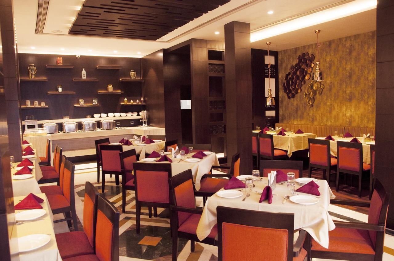 Hotel Gwalior Regency Esterno foto