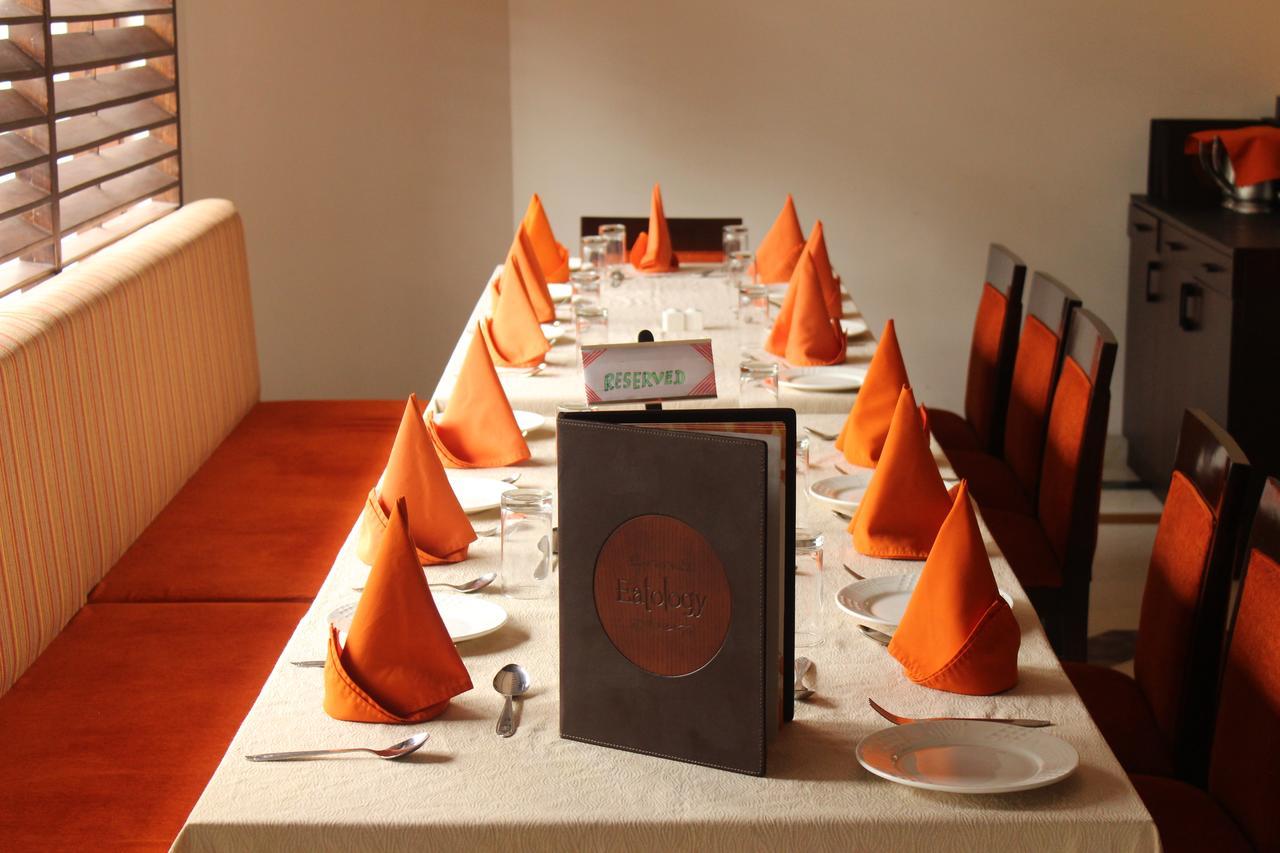 Hotel Gwalior Regency Esterno foto